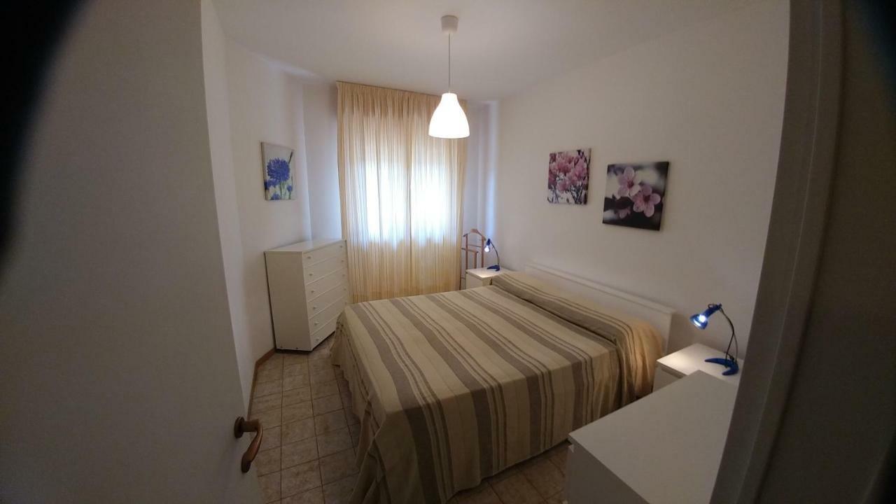 Condominio Moschettieri บิบิโอเน ภายนอก รูปภาพ
